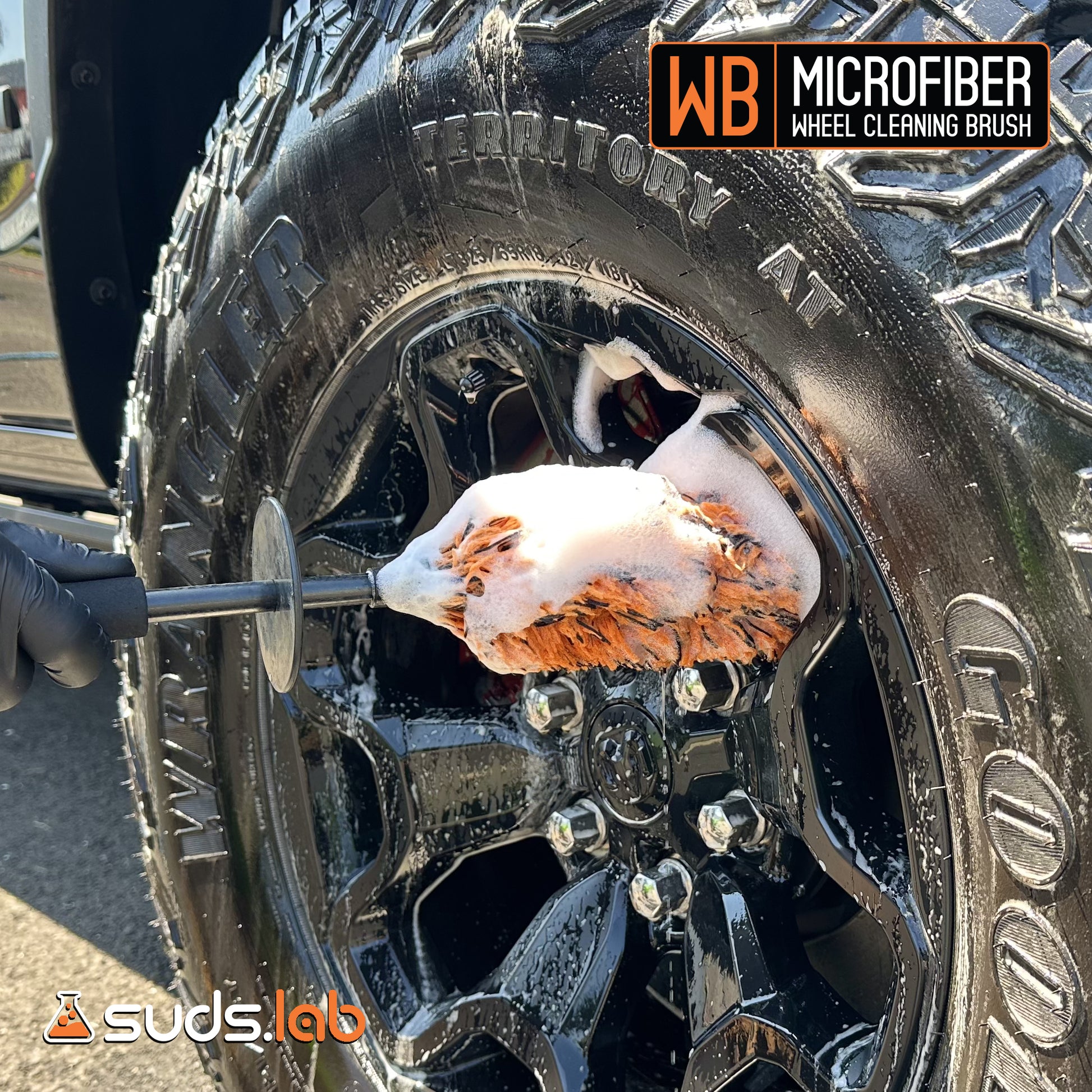 WB Microfiber Wheel Cleaning Brush